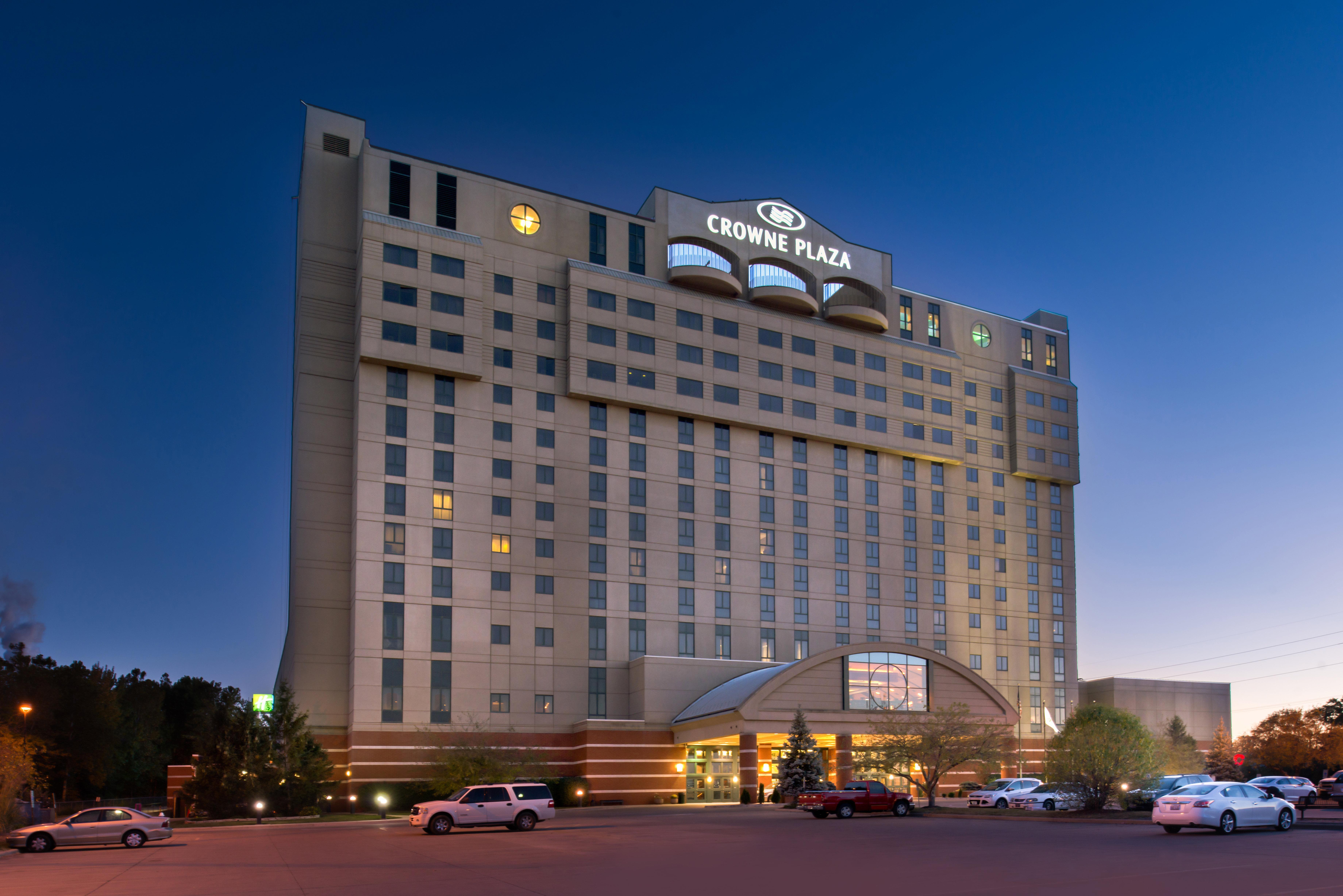 Crowne Plaza Springfield Convention Center By Ihg Hotell Eksteriør bilde